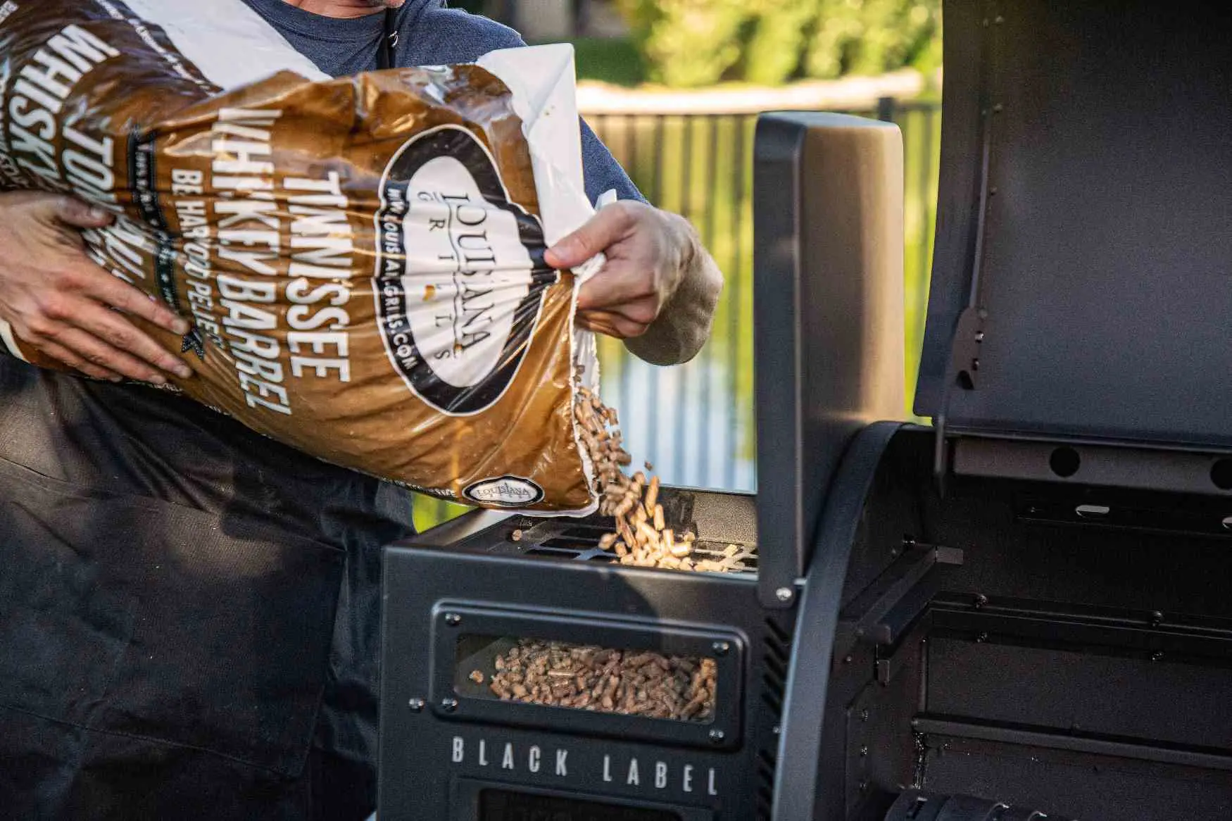 Louisiana Grills 800 Black Label Series Grill with WiFi Control Amazing 8 Louisiana Grills 800 Black Label Series Grill with WiFi Control Amazing - Image 8