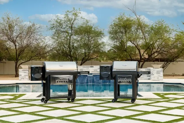 Louisiana Grills Founders Legacy 1200 Pellet Grill Heaven 9 Louisiana Grills Founders Legacy 1200 Pellet Grill Heaven - Image 9